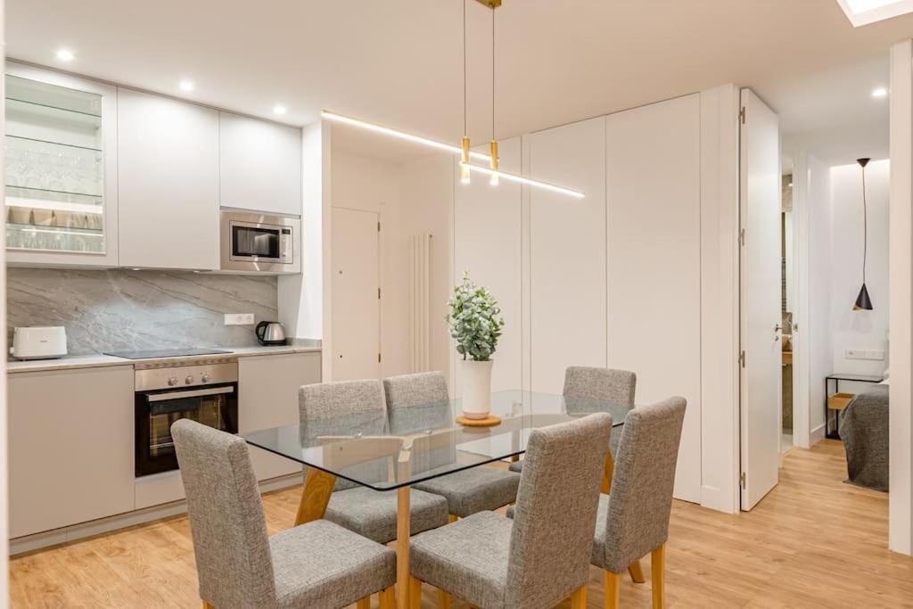 Gran Via VI Calle Jacometrezo 2Br 2Bh Lägenhet Madrid Exteriör bild