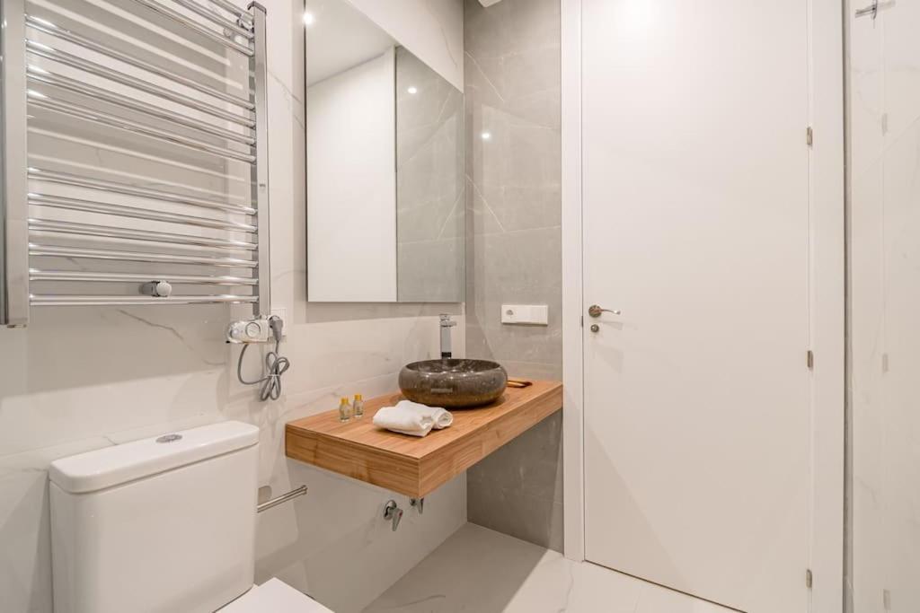Gran Via VI Calle Jacometrezo 2Br 2Bh Lägenhet Madrid Exteriör bild